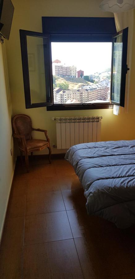 Hotel Alina Cangas De Narcea Værelse billede